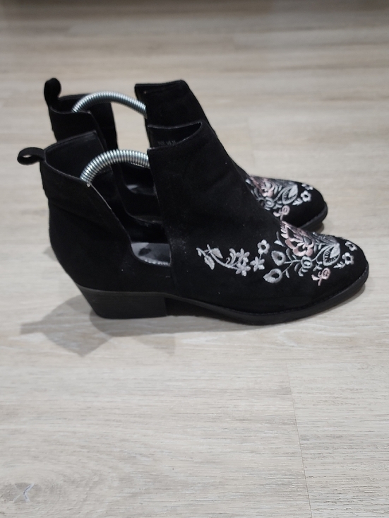 Olivia Miller Shoes - Olivia Miller Black Suede Ankle Booties with Pink & Silver Floral Embroidery 10